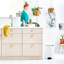 Brabantia Newicon White Çelik Pedallı Çöp Kovası 20 Lt