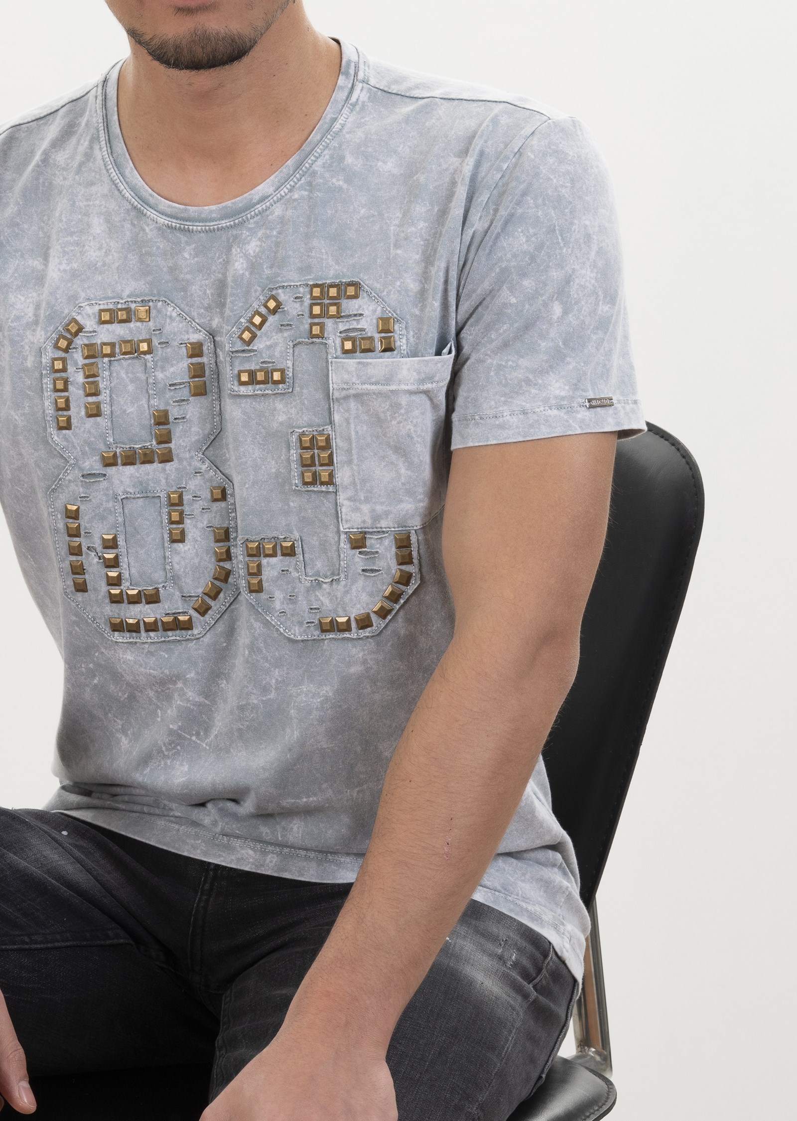 Basic Metal Detaylı T-Shirt