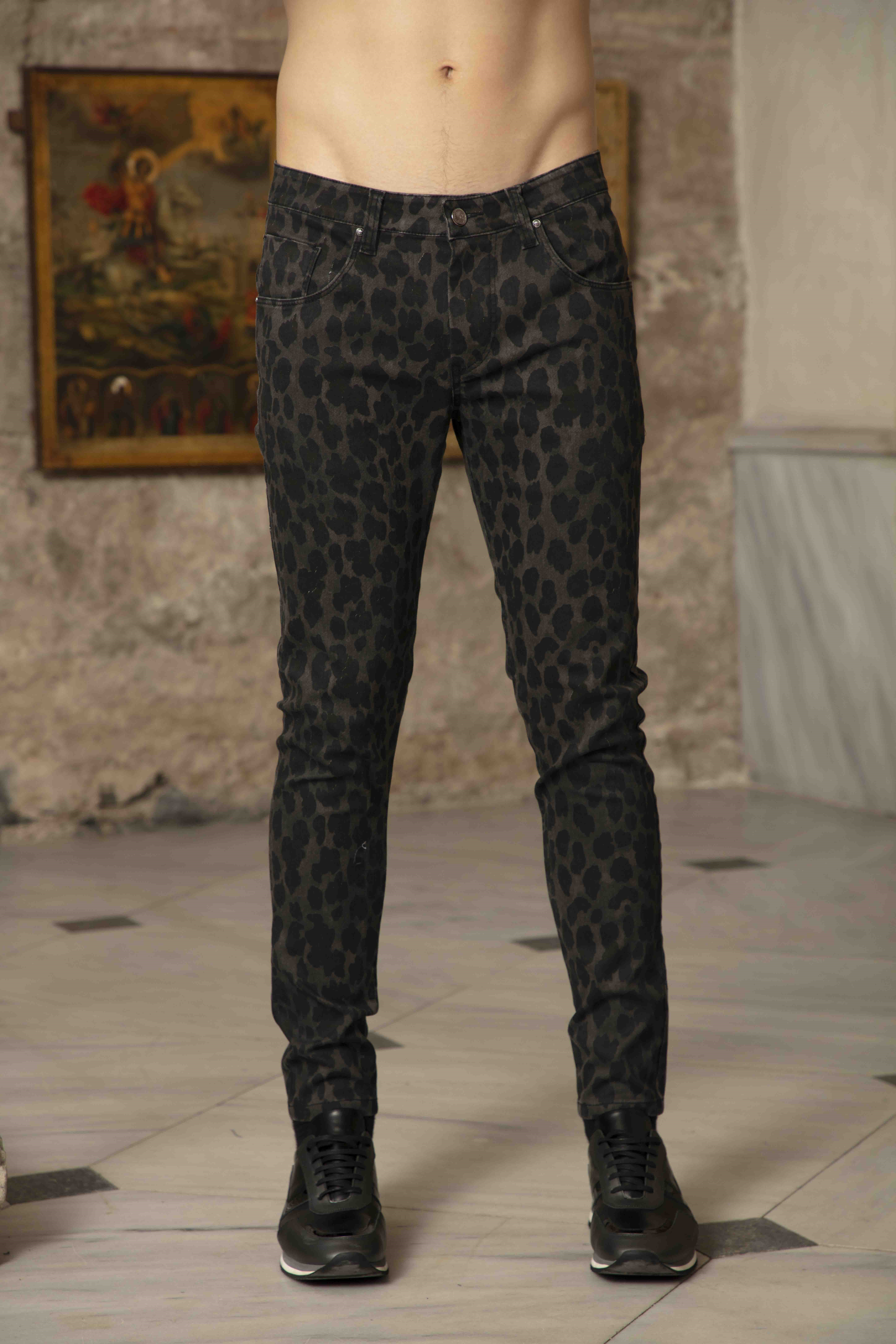 Beş Cepli Leopar Desen Dar Kesim Pantolon