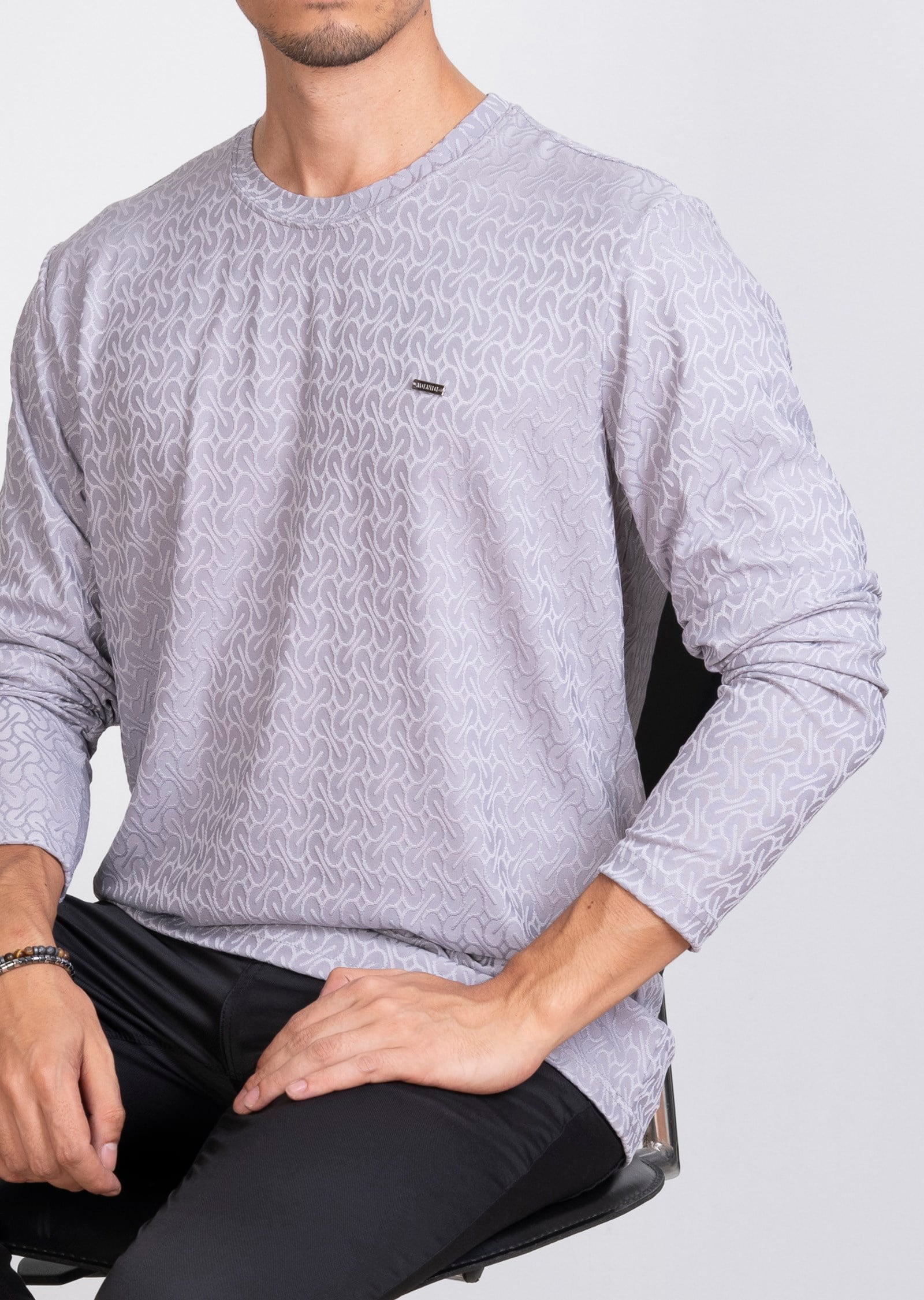 Kabartma Dokulu Gri Sweatshirt