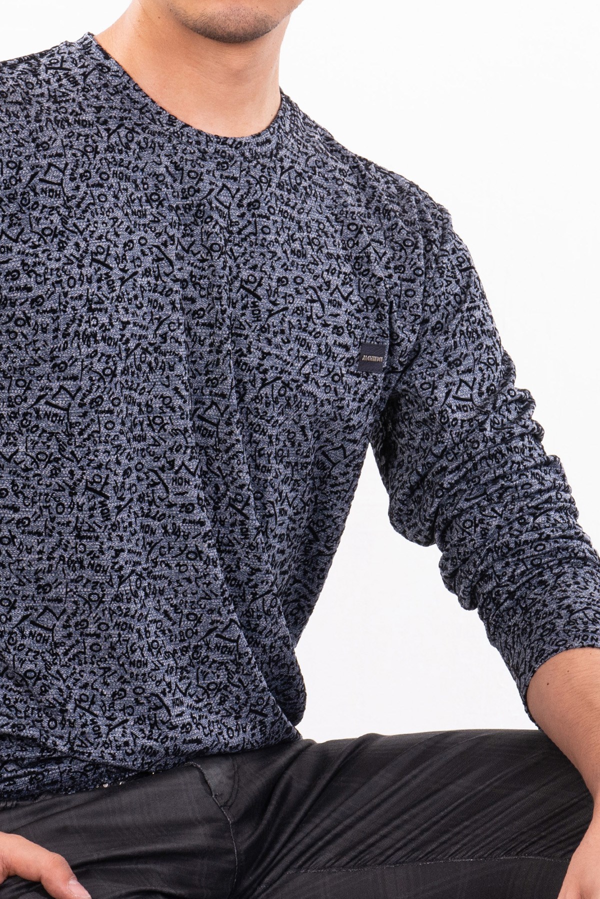 Karma Kabartma Desenli Sweatshirt
