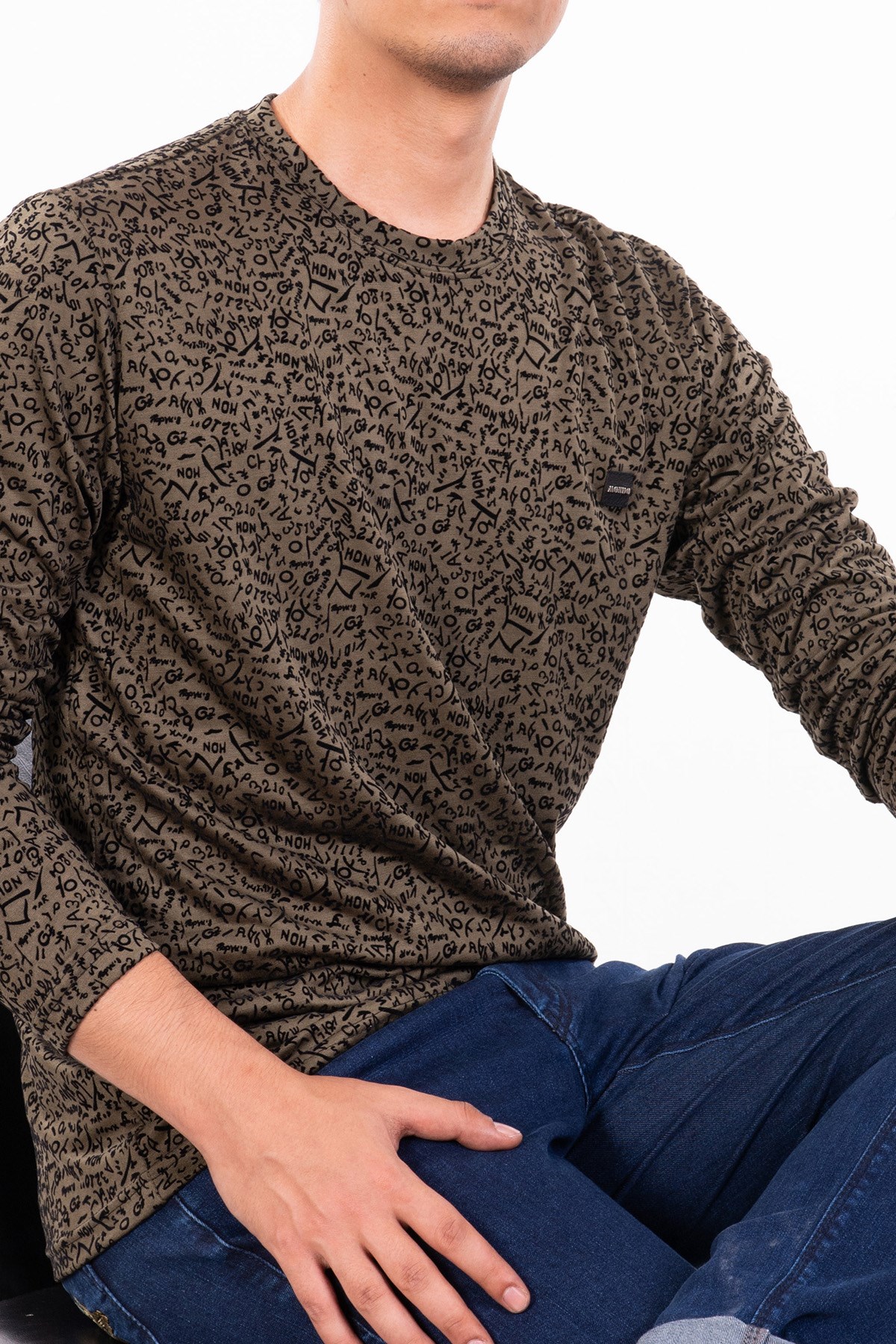 Karma Kabartma Desenli Sweatshirt