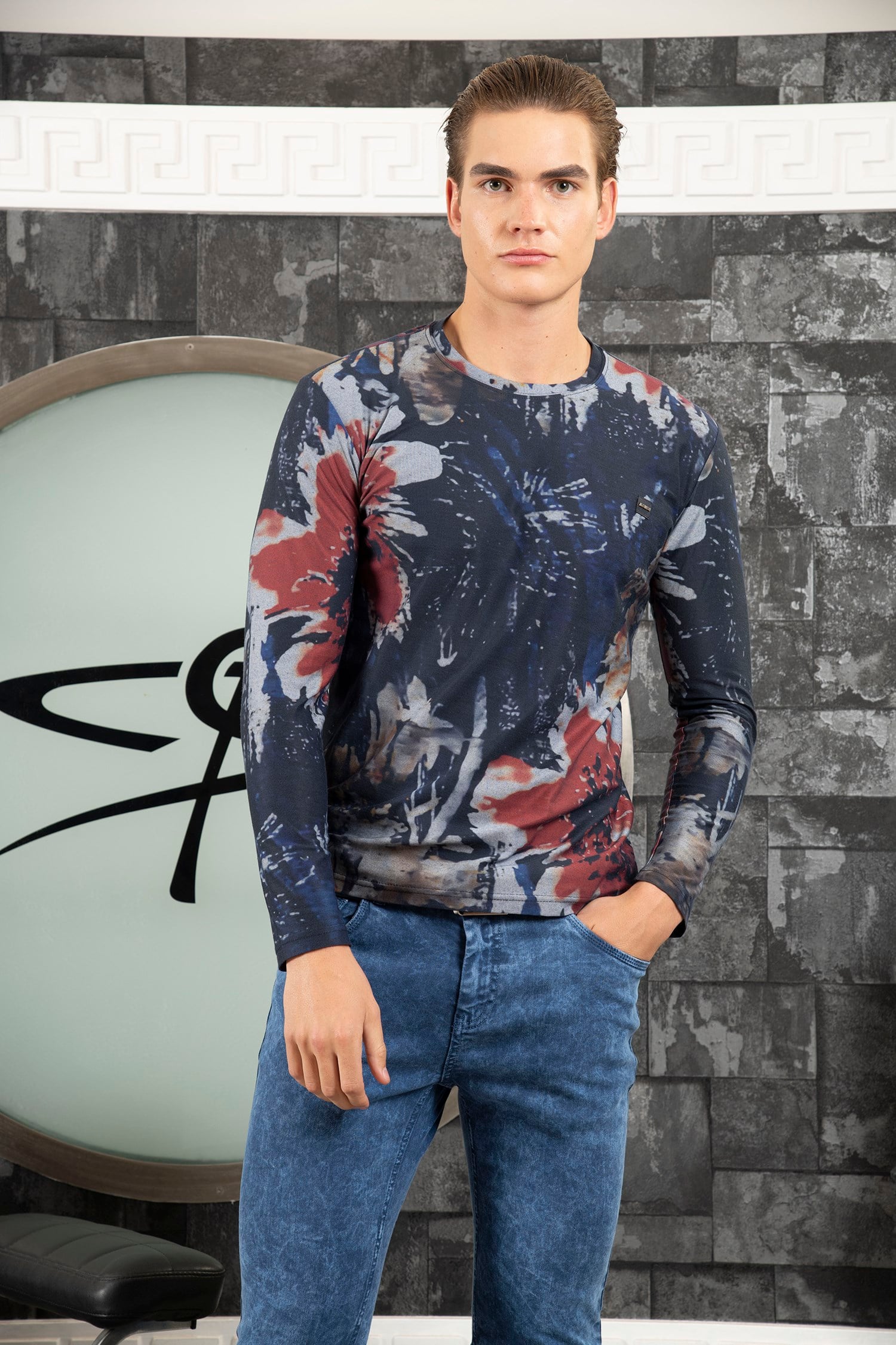 Lacivert Çiçek Desenli Sweatshirt