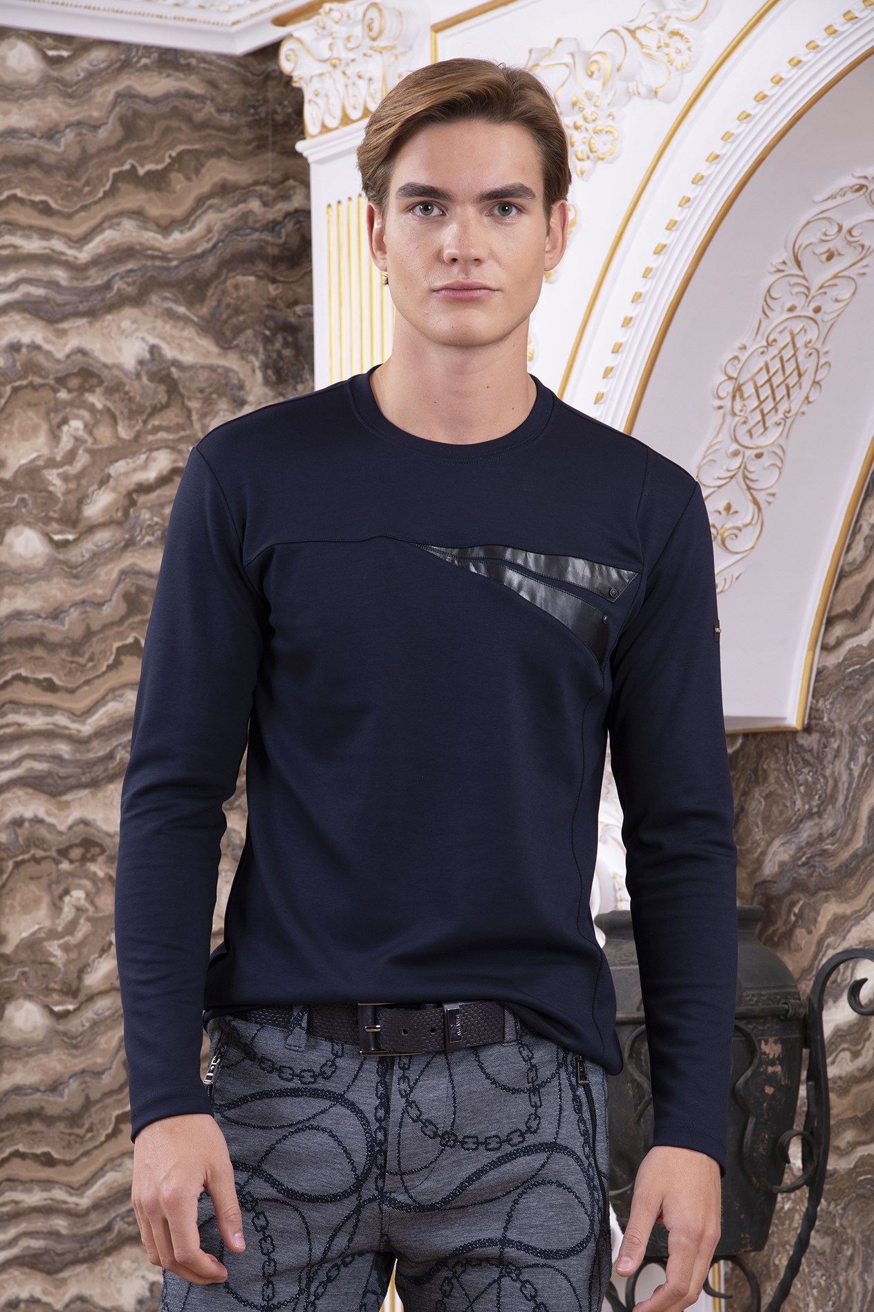 Lacivert Deri Detaylı Sweatshirt