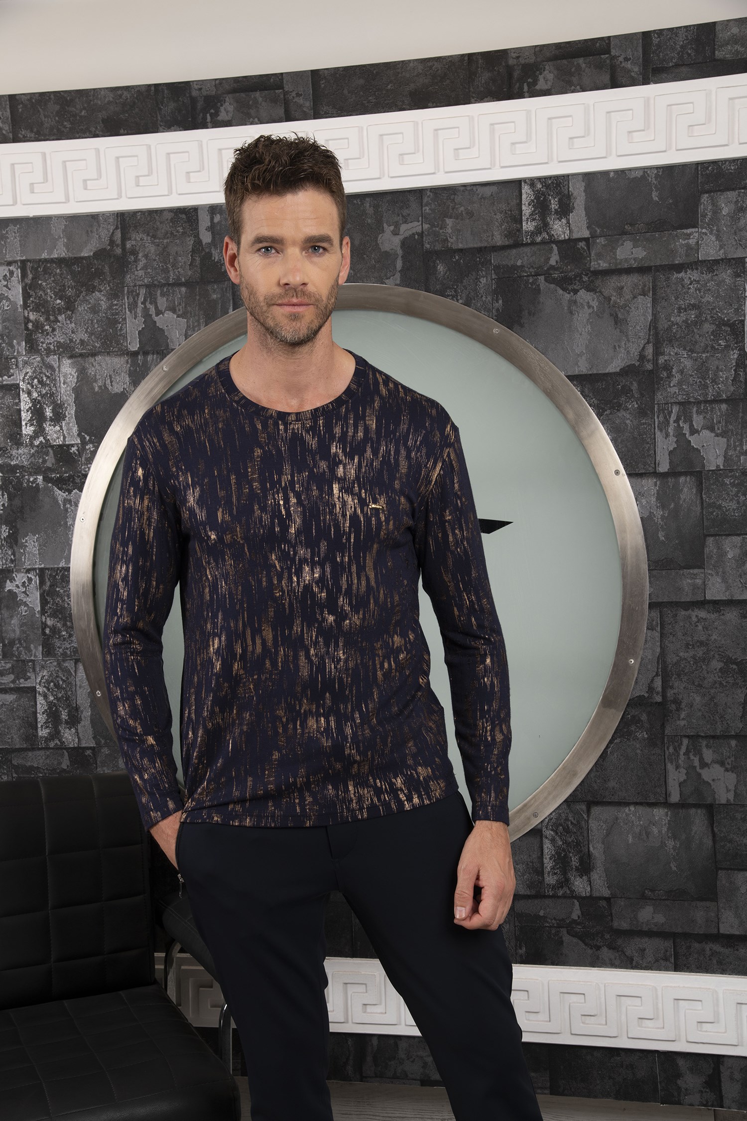 Lacivert Desenli Sweatshirt