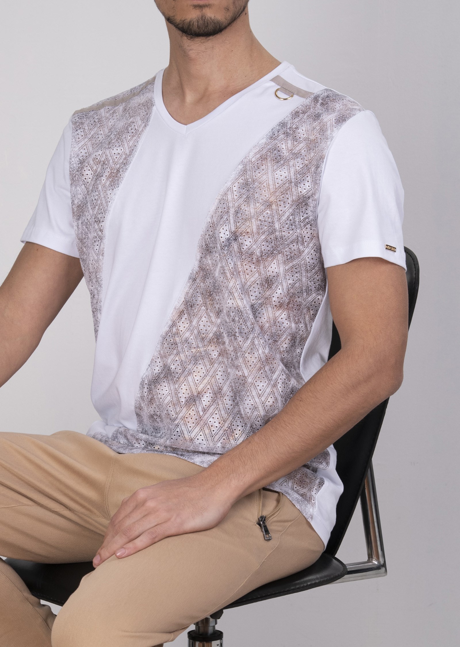 Mondo Garnili Beyaz T-Shirt
