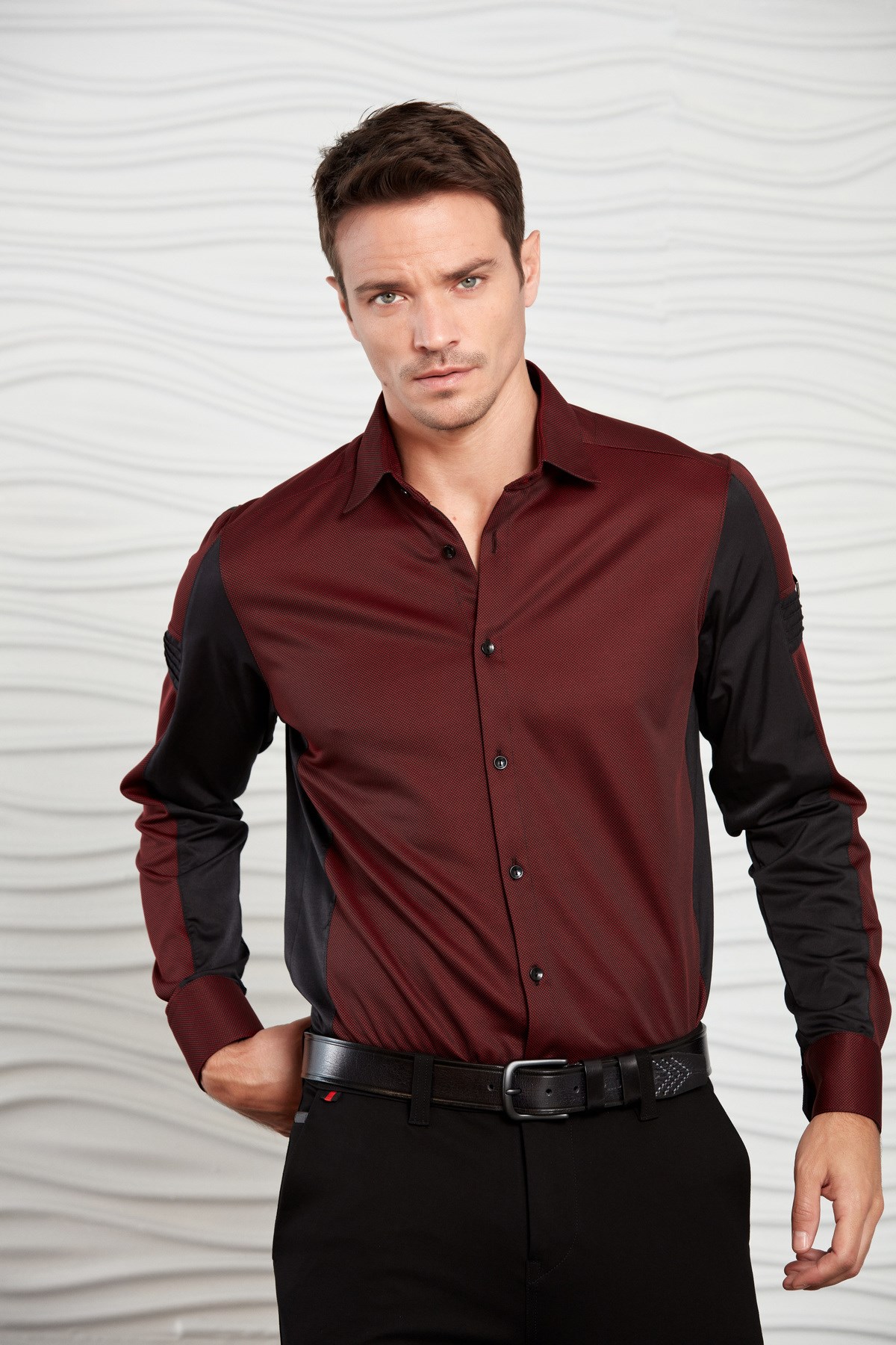 Bordo Kolları Nervürlü Omuz Aksesuarlı Gömlek · 4