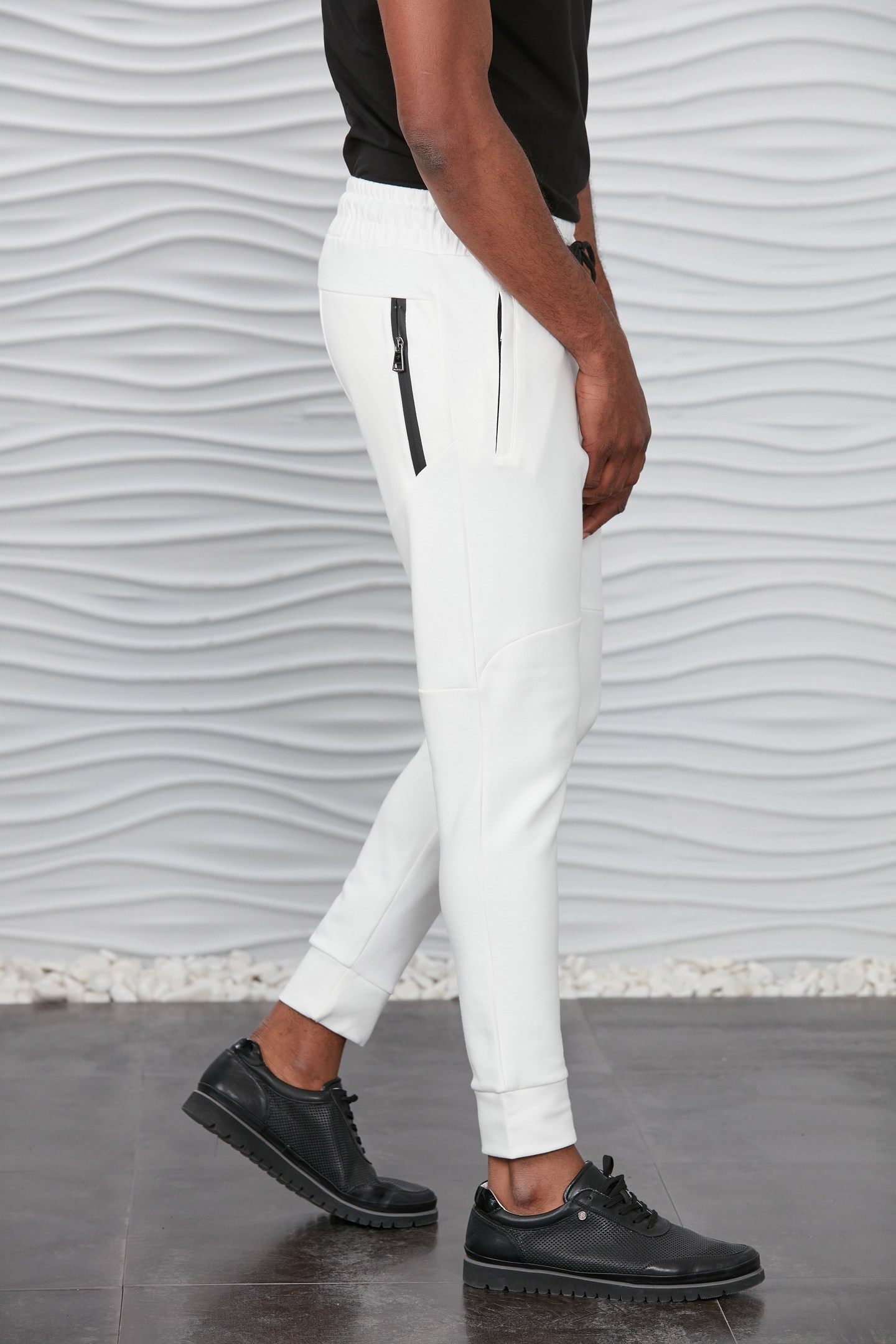 Kırçıllı Sarı Parçalı Jogger Pantolon · 16