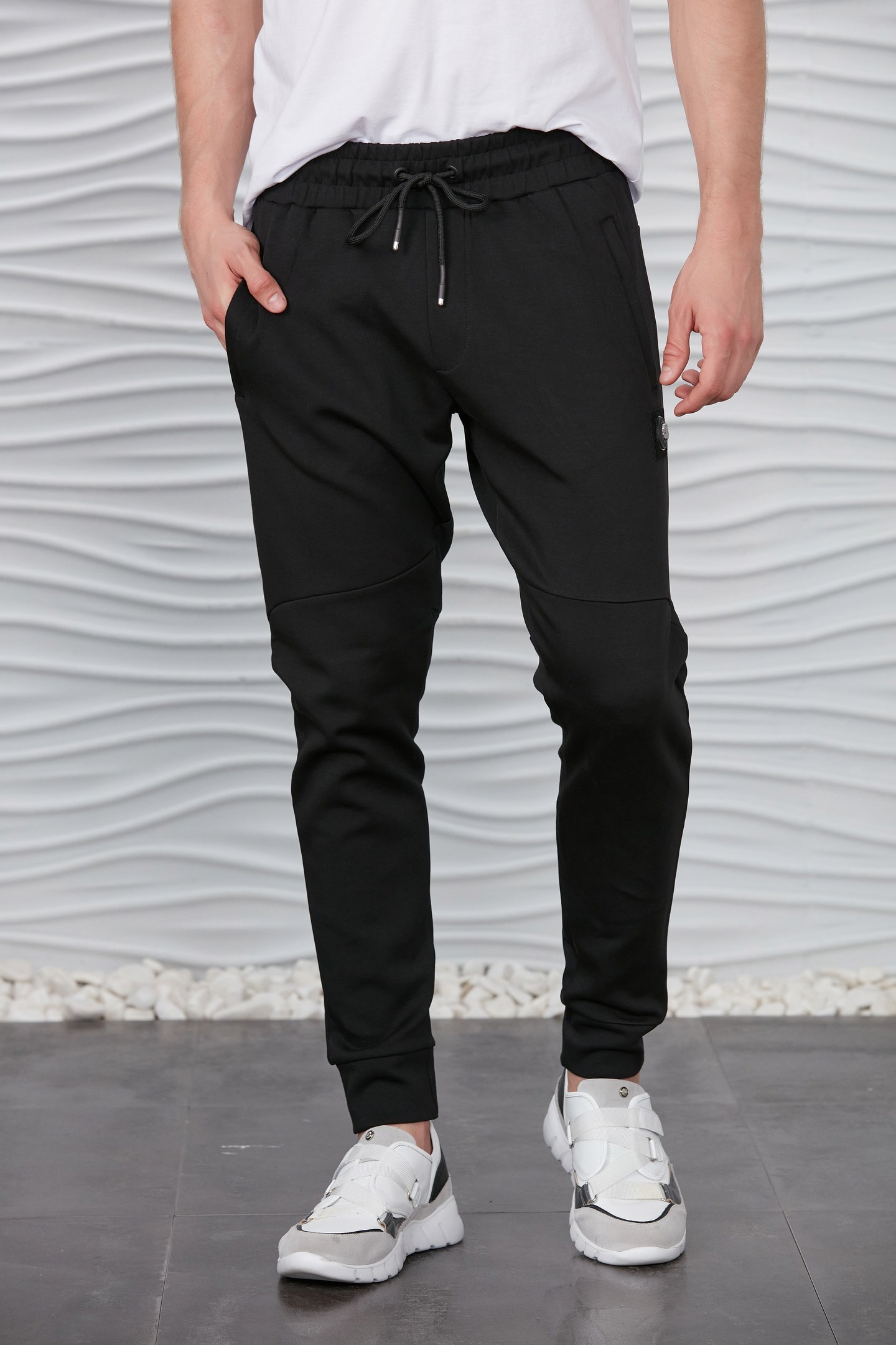 Kırçıllı Sarı Parçalı Jogger Pantolon · 11