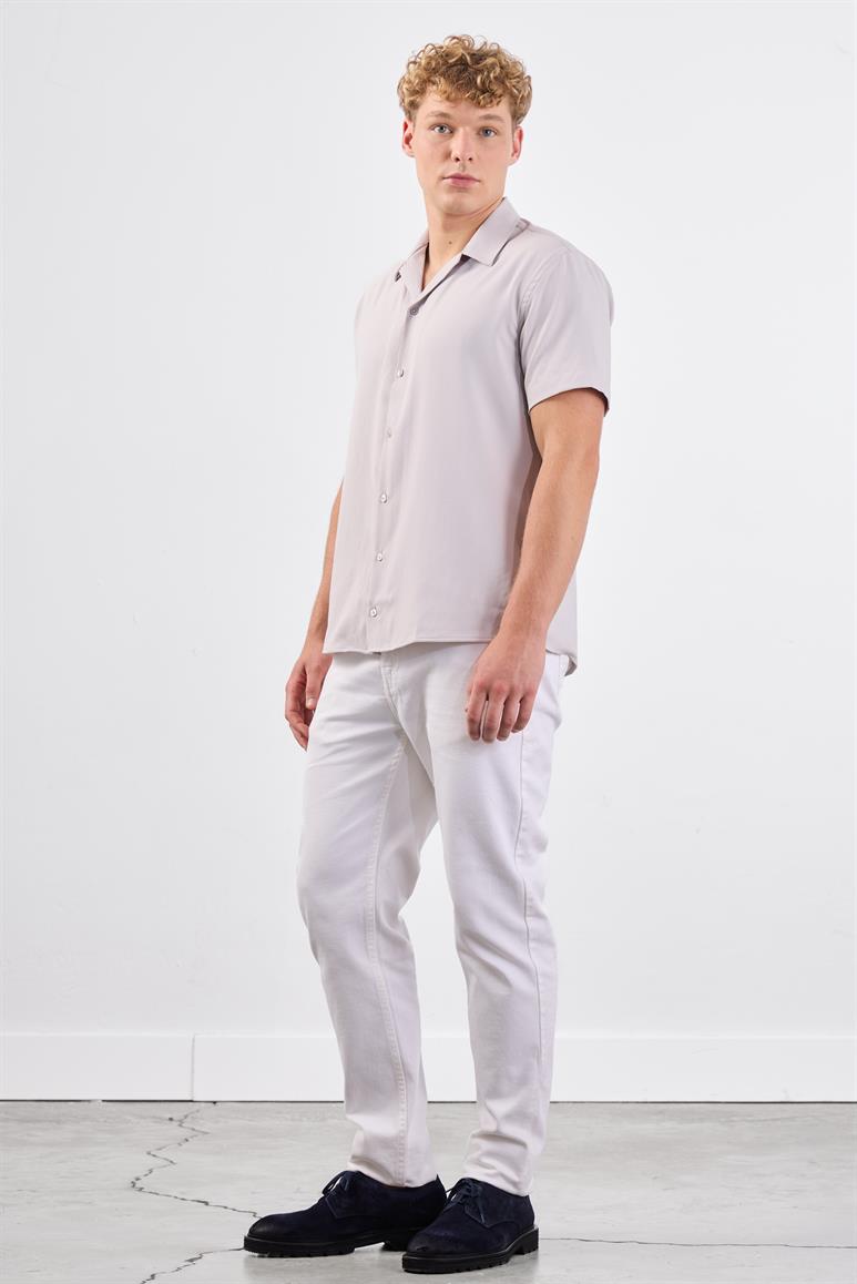 Bej Erkek Regular Fit Düz Apaç Yaka Kısa Kol Gömlek 