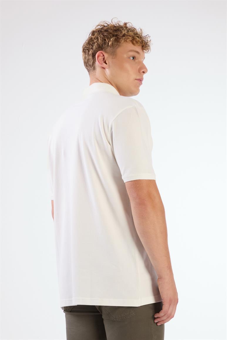 Beyaz Polo Yaka Pamuklu Düz Renk Slim Fit Erkek T-shirt