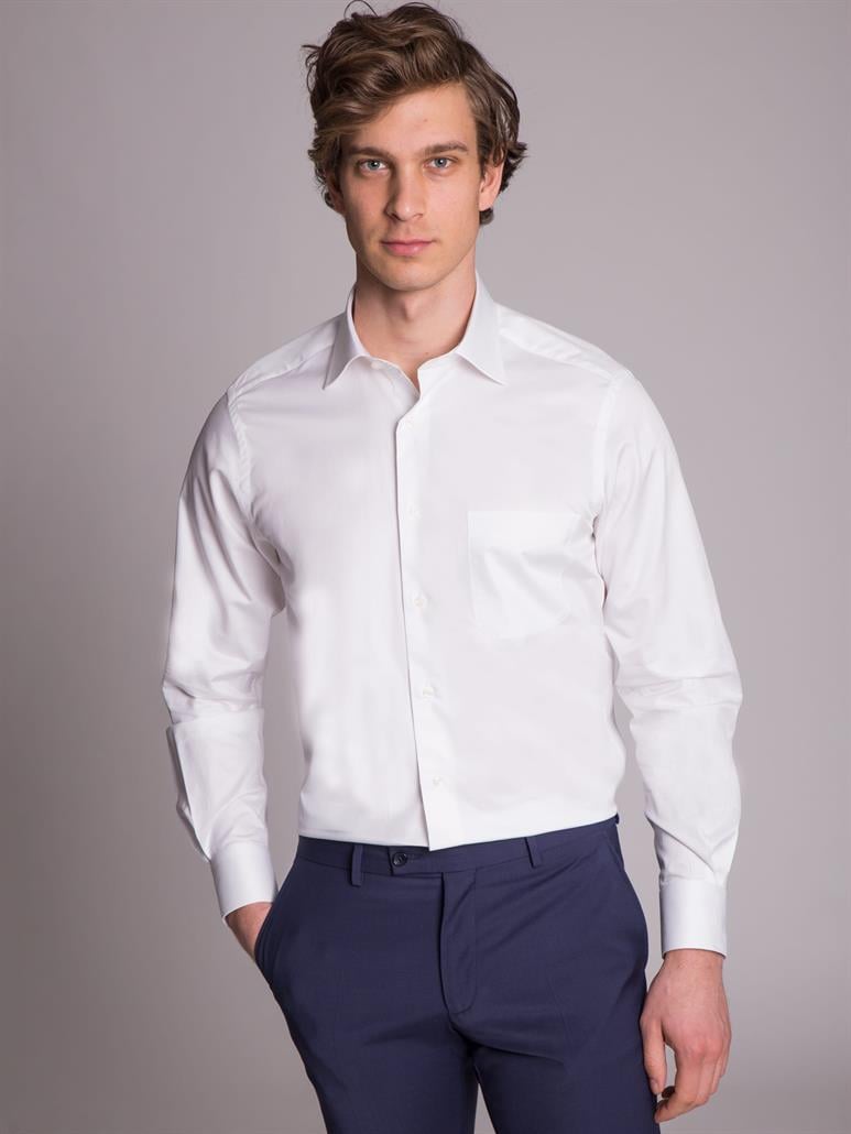 Beyaz Erkek Regular Fit Düz Klasik Yaka Uzun Kol Gömlek 