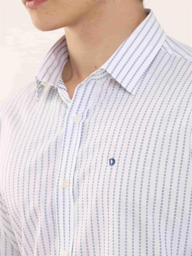 Beyaz Erkek Slim Fit Çizgili Brent Yaka Uzun Kol Gömlek 
