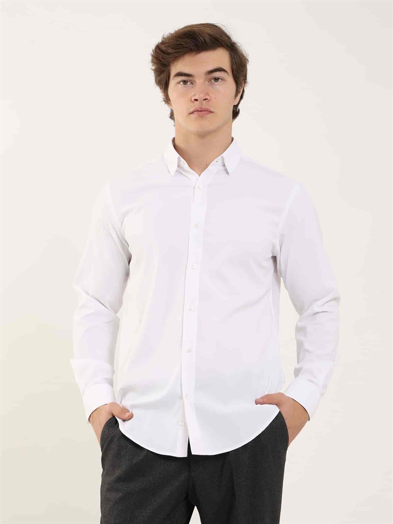 Beyaz Erkek Slim Fit Kareli Alttan Düğmeli Yaka Uzun Kol Gömlek 