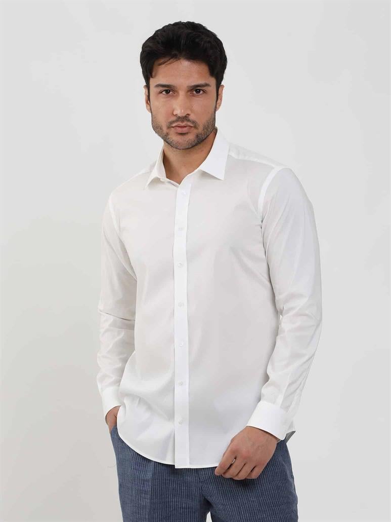 Beyaz Erkek Slim Fit Düz Klasik Yaka Uzun Kol Gömlek 