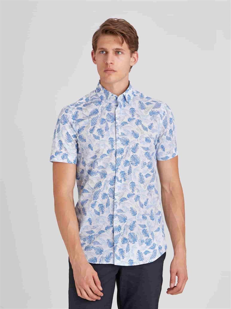 Beyaz Erkek Slim Fit Yaprak Desenli Brent Yaka Kısa Kol Gömlek - 63758