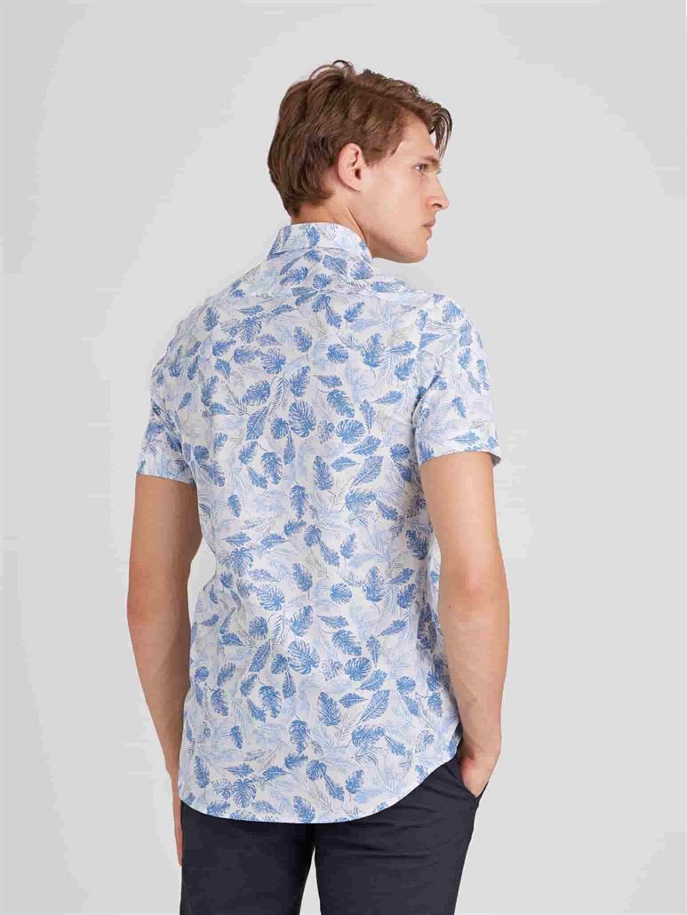 Beyaz Erkek Slim Fit Yaprak Desenli Brent Yaka Kısa Kol Gömlek - 63758