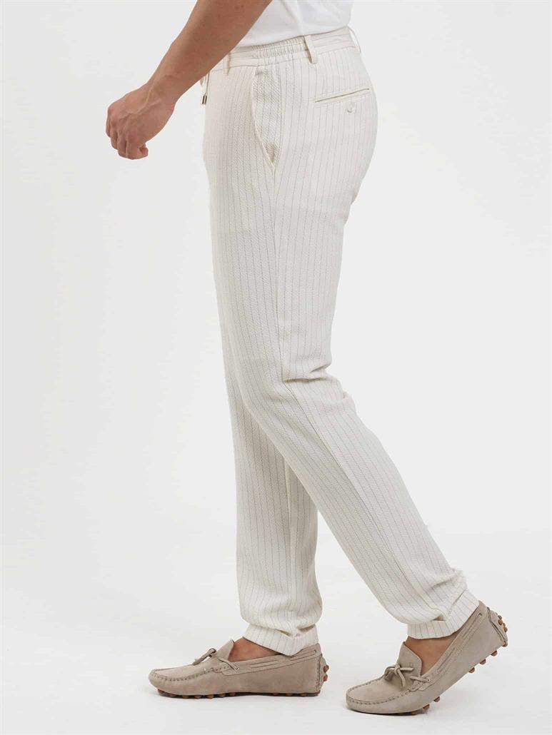 Ekru Erkek Slim Fit Çizgili Gofre Desenli Pantolon 