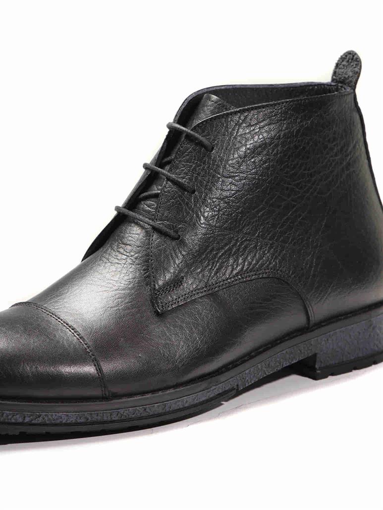 Siyah Erkek Bağcıklı  Bot 