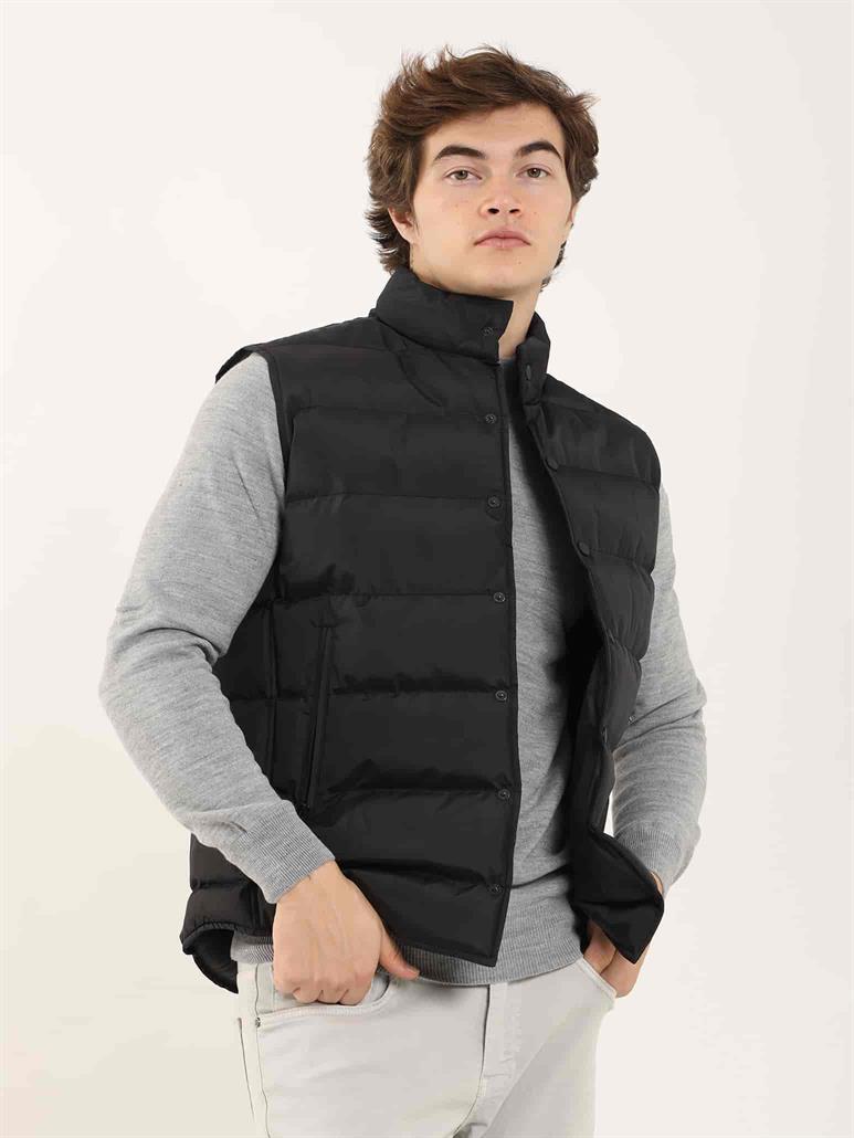 Siyah Erkek Regular Fit Düz Dik Yaka Şişme Yelek 