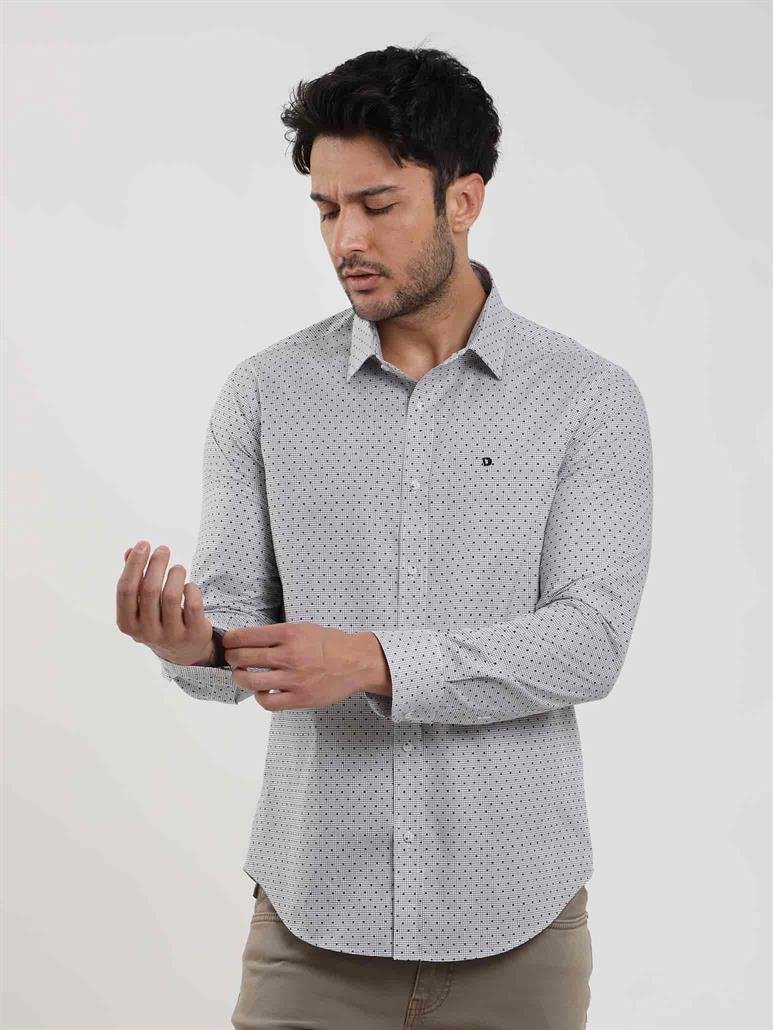 Siyah Erkek Slim Fit Pitikare Desenli Brent Yaka Uzun Kol Gömlek 