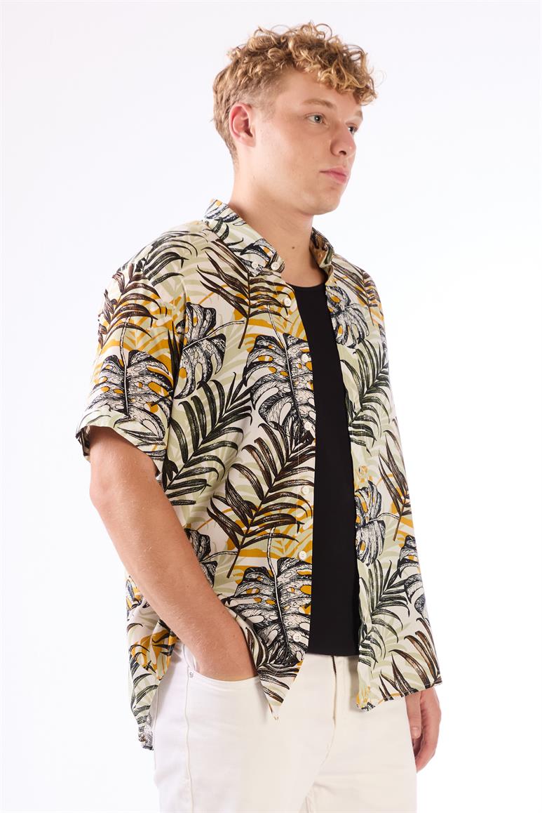 Haki Erkek Regular Fit Çiçek Desenli Düğmeli Yaka Kısa Kol Gömlek 