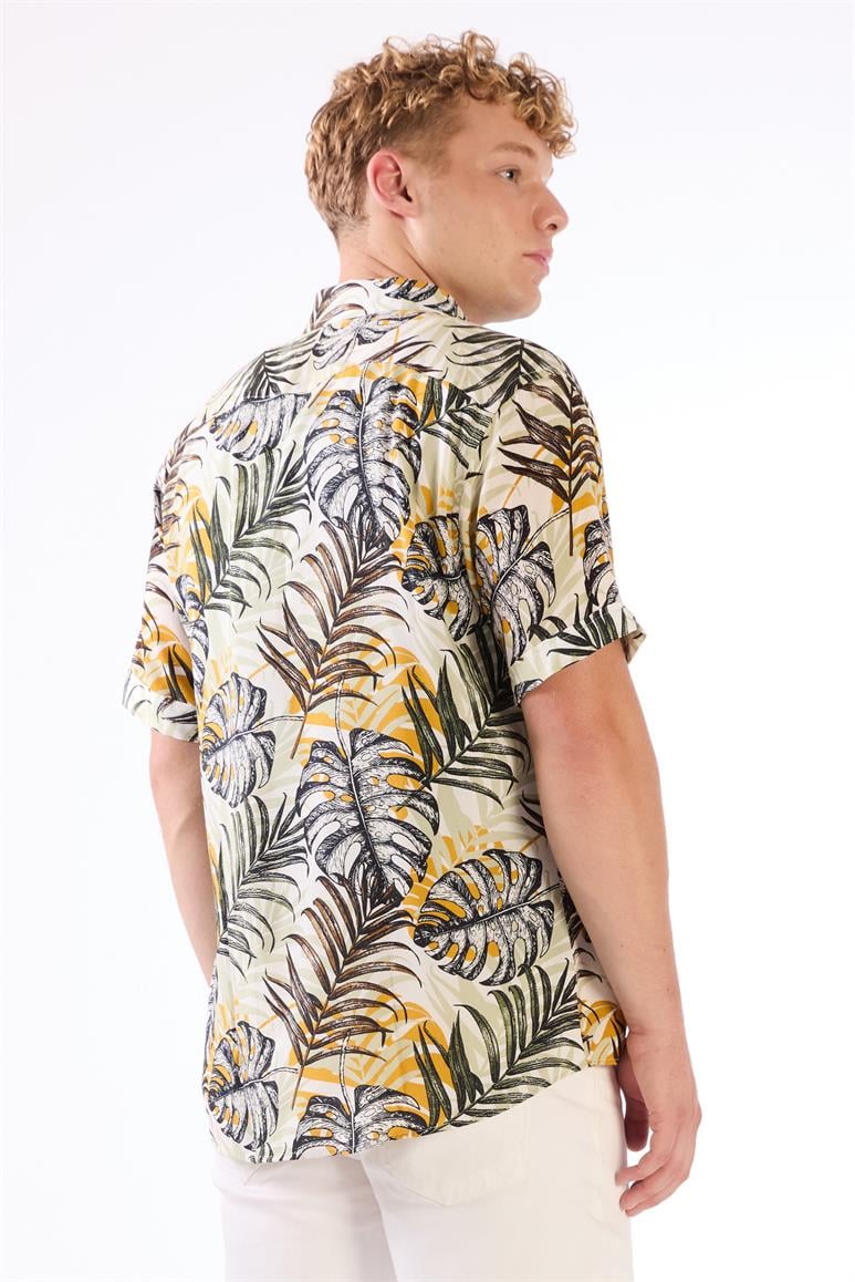 Haki Erkek Regular Fit Çiçek Desenli Düğmeli Yaka Kısa Kol Gömlek 