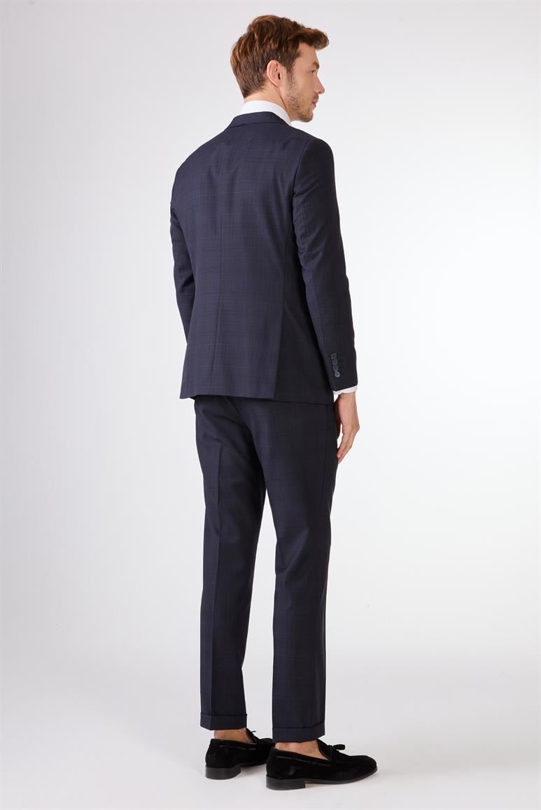 Koyu Lacivert Balıksırtı Slim Fit  Erkek Takım Elbise