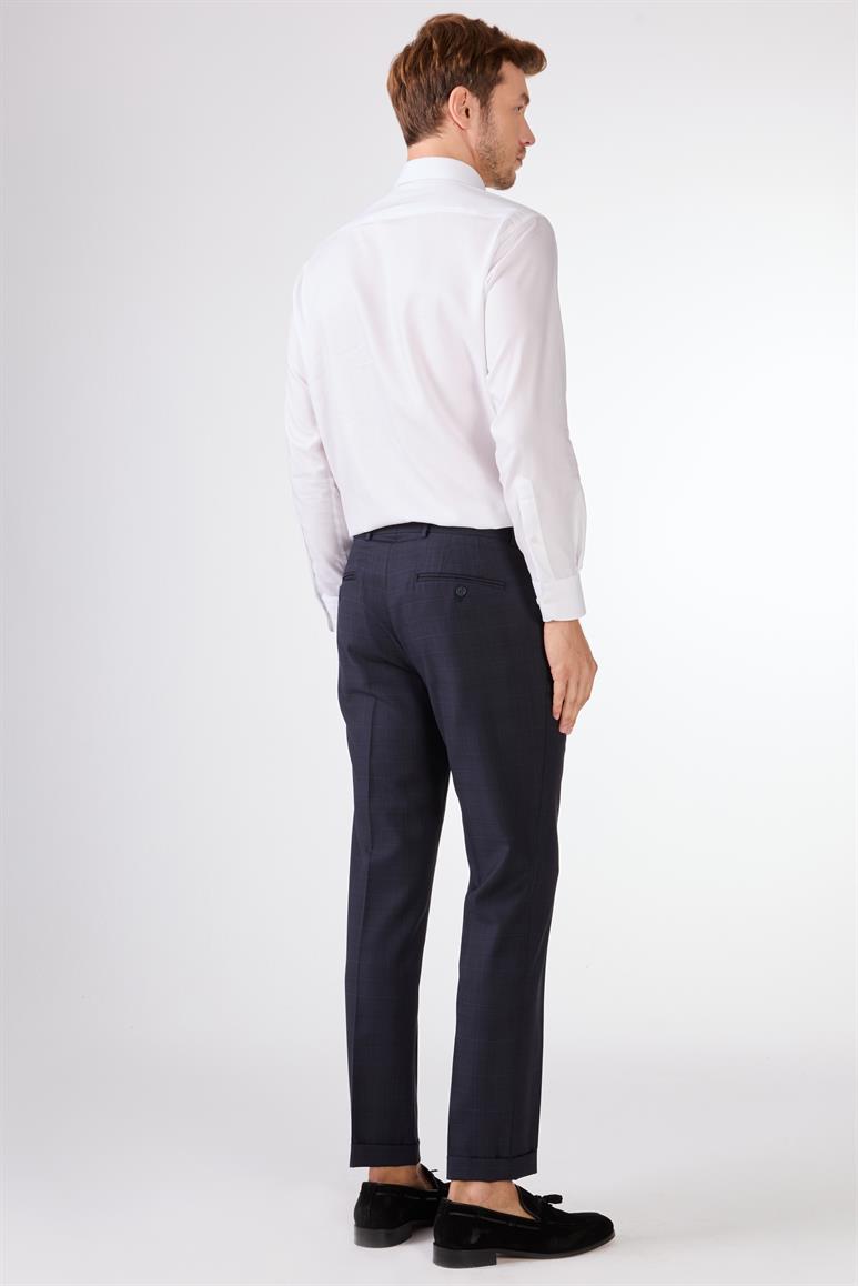 Koyu Lacivert Balıksırtı Slim Fit  Erkek Takım Elbise