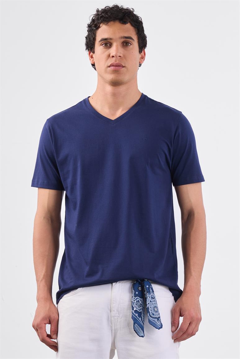 Lacivert V Yaka Pamuklu Düz Renk Slim Fit Erkek T-shirt