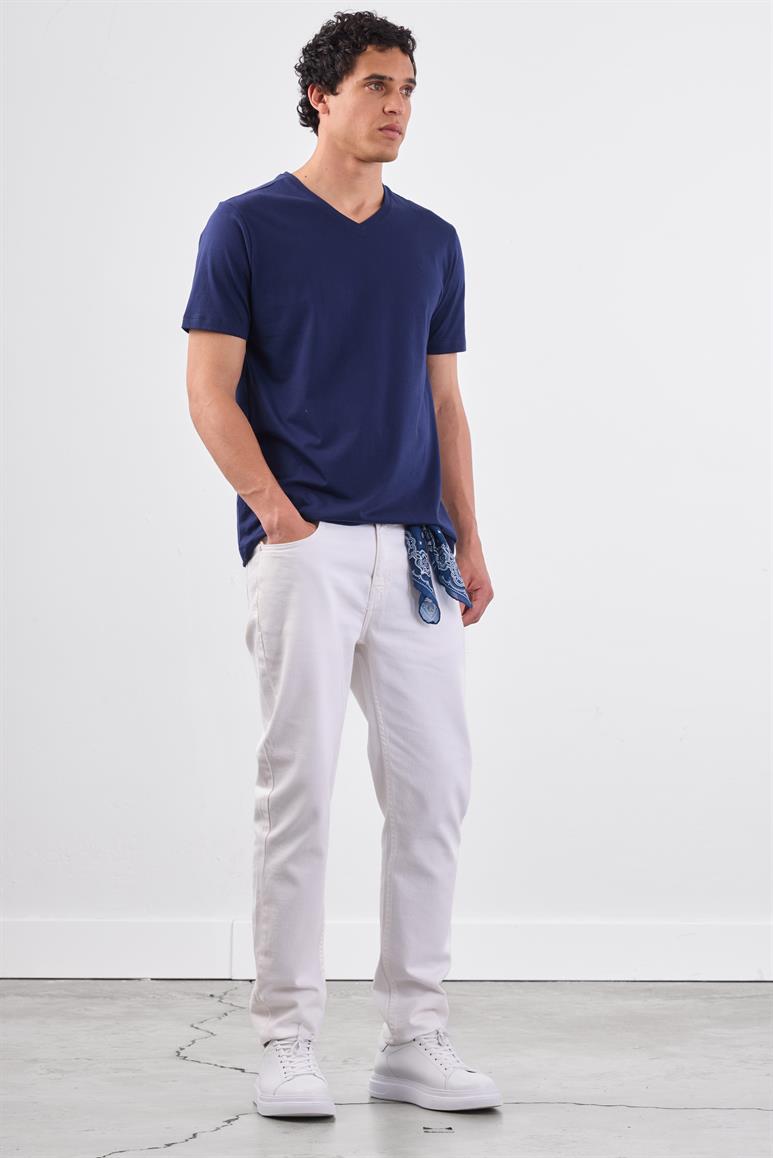 Lacivert V Yaka Pamuklu Düz Renk Slim Fit Erkek T-shirt