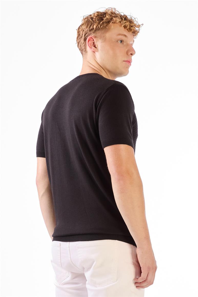 Siyah O Yaka Düz Renk Kısa Kollu Slim Fit Triko Tshirt