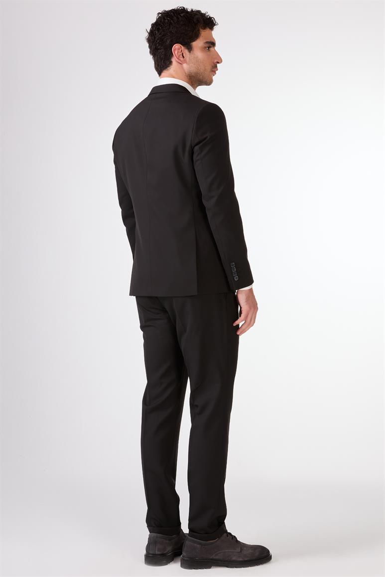 Siyah Kruvaze Sivri Yaka Düz Slim Fit Erkek Takım Elbise