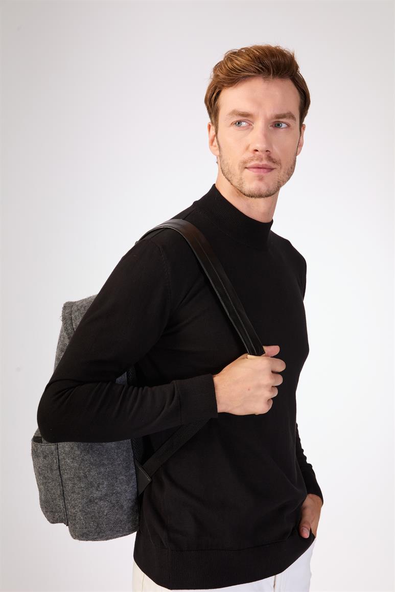Siyah Yarım Balıkçı %100 Pamuk Düz Renk Slim Fit Erkek Triko