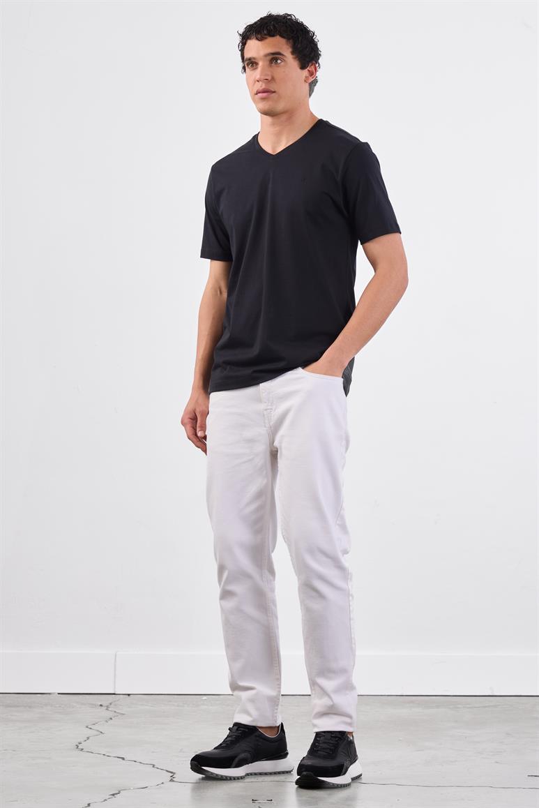 Siyah V Yaka Pamuklu Düz Renk Slim Fit Erkek T-shirt