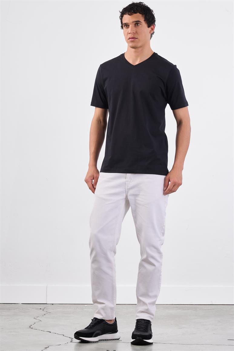 Siyah V Yaka Pamuklu Düz Renk Slim Fit Erkek T-shirt