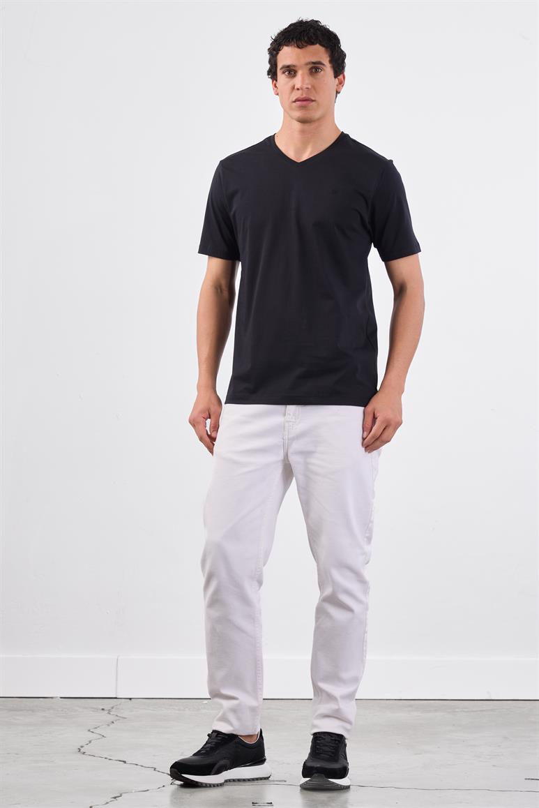 Siyah V Yaka Pamuklu Düz Renk Slim Fit Erkek T-shirt
