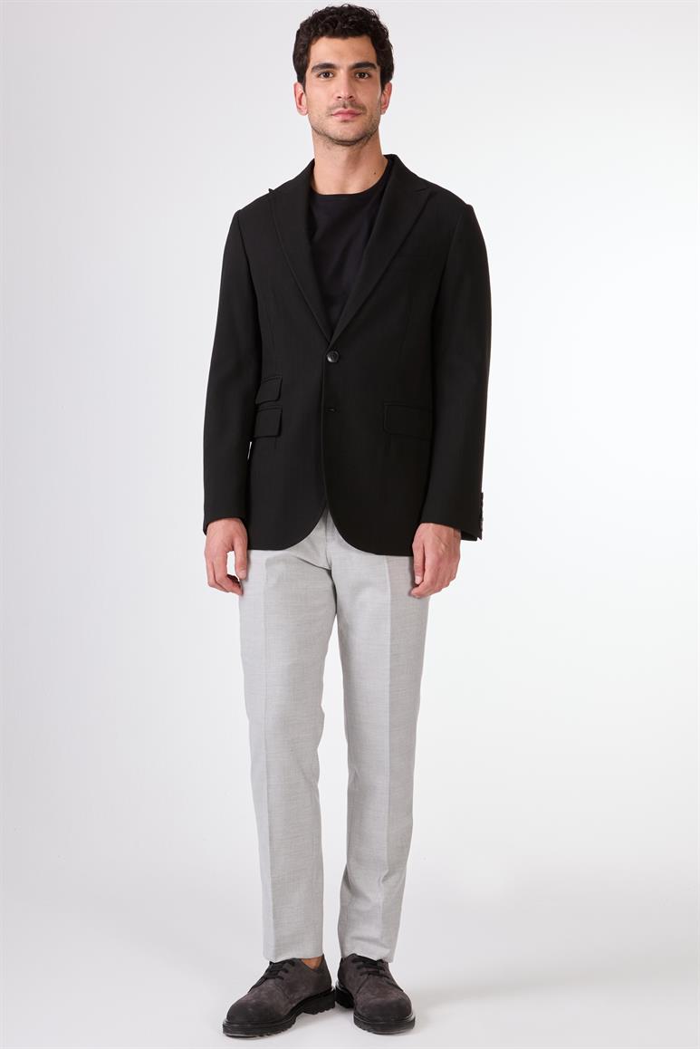 Siyah Erkek Slim Fit Çizgili Sivri Yaka Ceket 