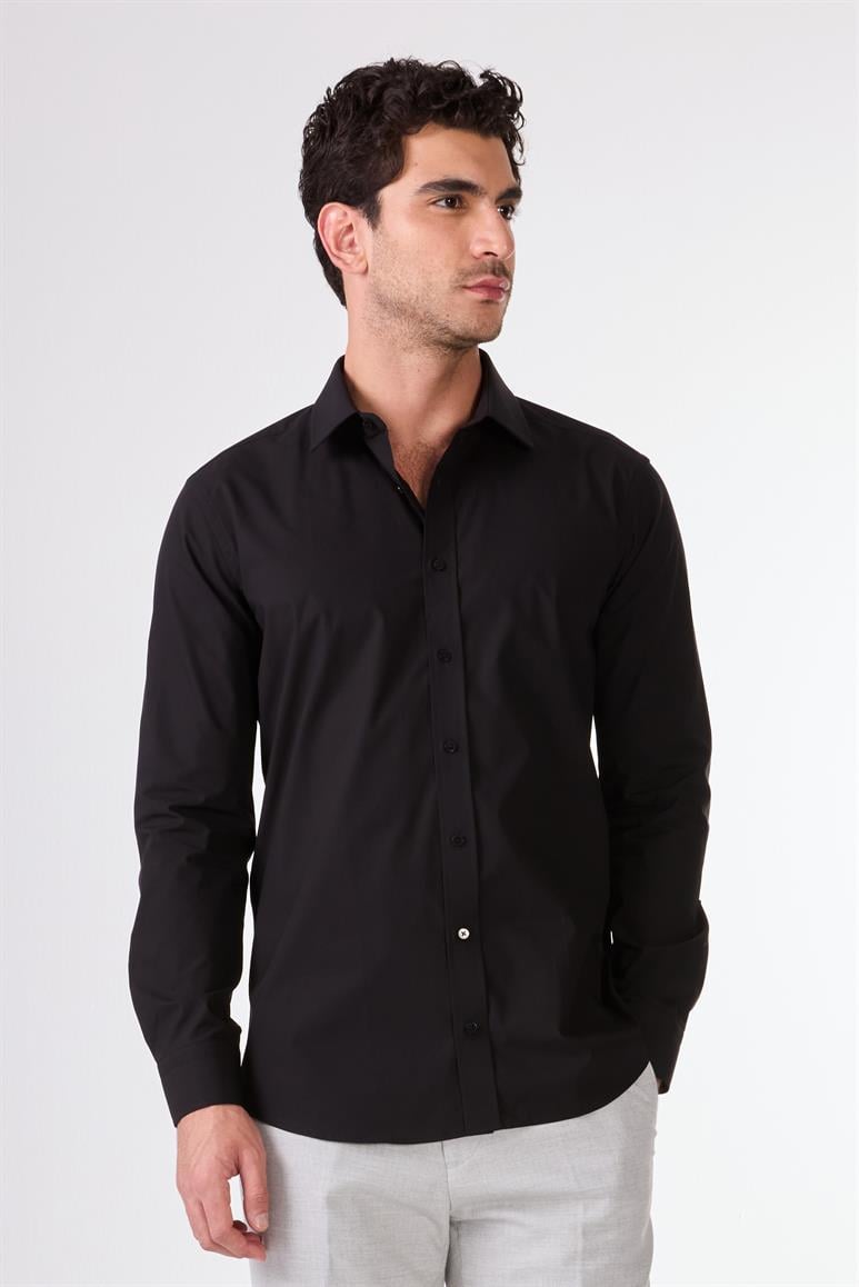 Siyah Erkek Slim Fit Düz Klasik Yaka Uzun Kol Gömlek 