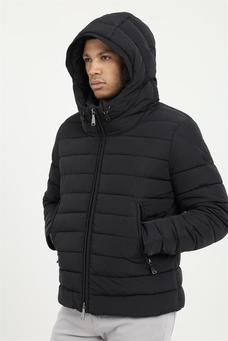 Siyah Kapitone Slim Fit Erkek Mont
