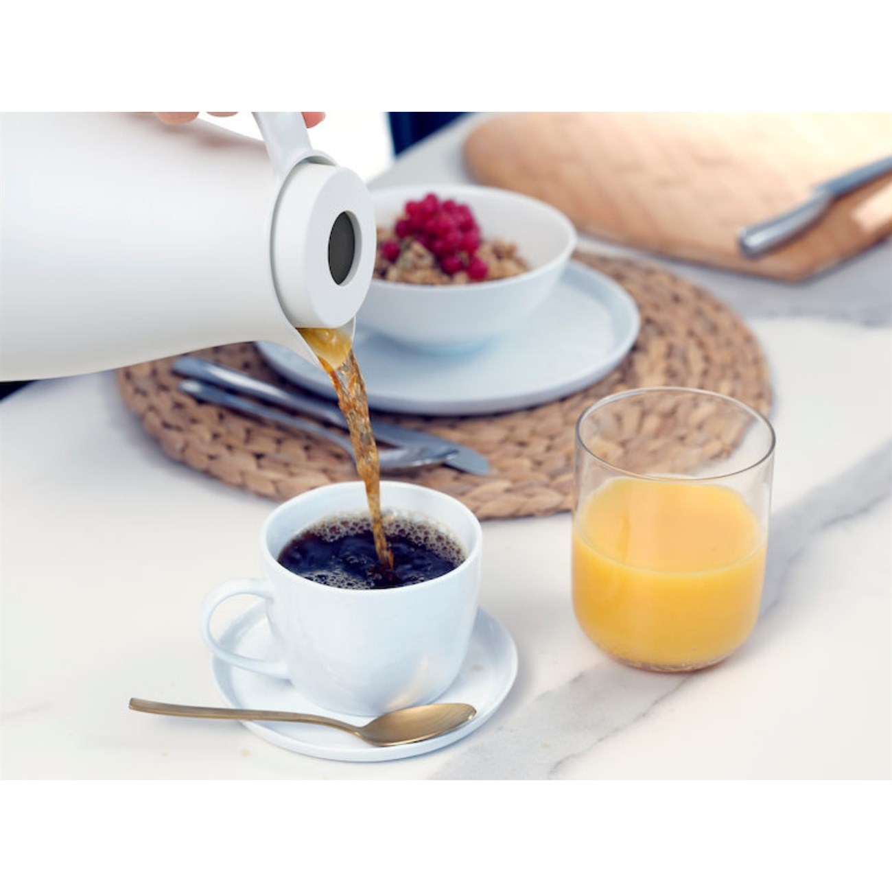 Leifheit Harmonic Termos 1Lt Beyaz