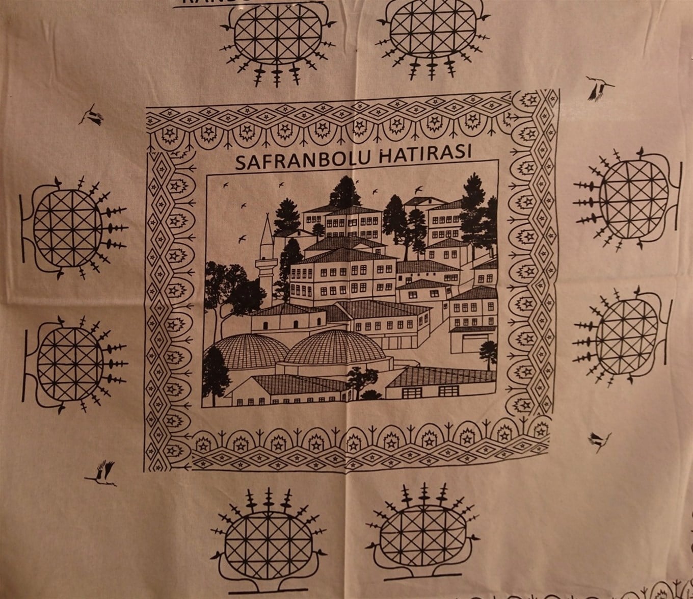 Ham Pamuklu Sofra Örtüsü