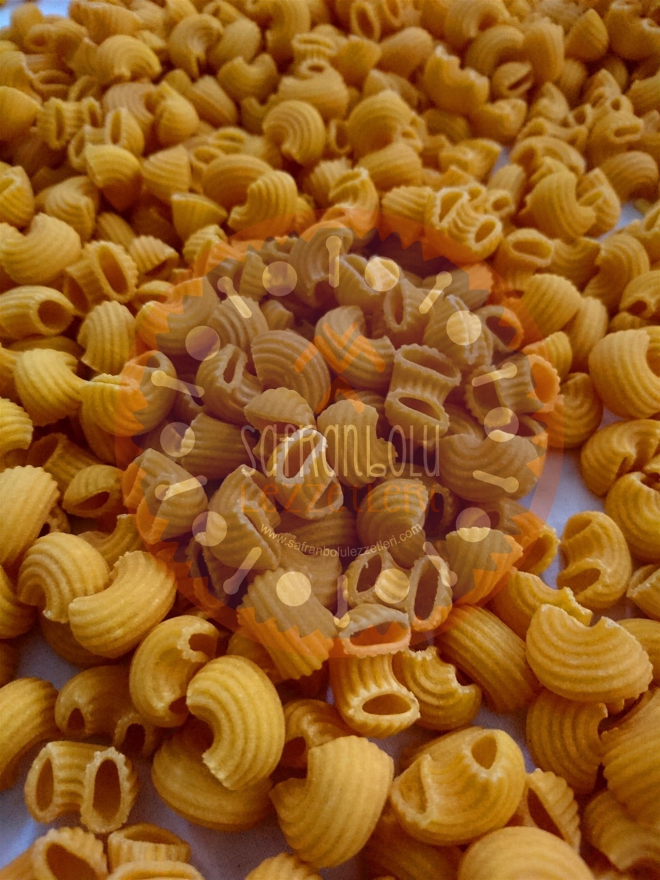 Bal Kabaklı Ev Yapımı Ton Ton Makarna 250 g
