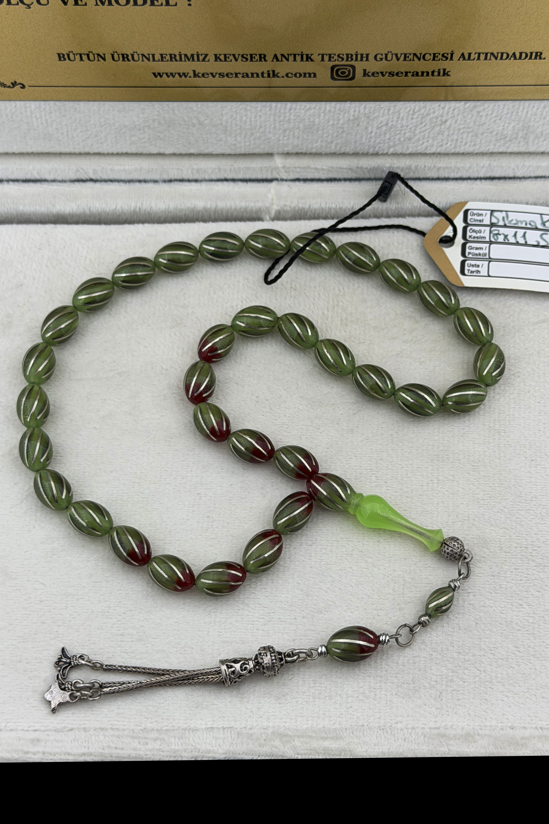 Çeşmi Bülbül İşleme Özel KehribarÇeşmi Bülbül İşleme Özel Kehribar - Kevser AntikSıkma-Ateş Kehribar Tesbihler