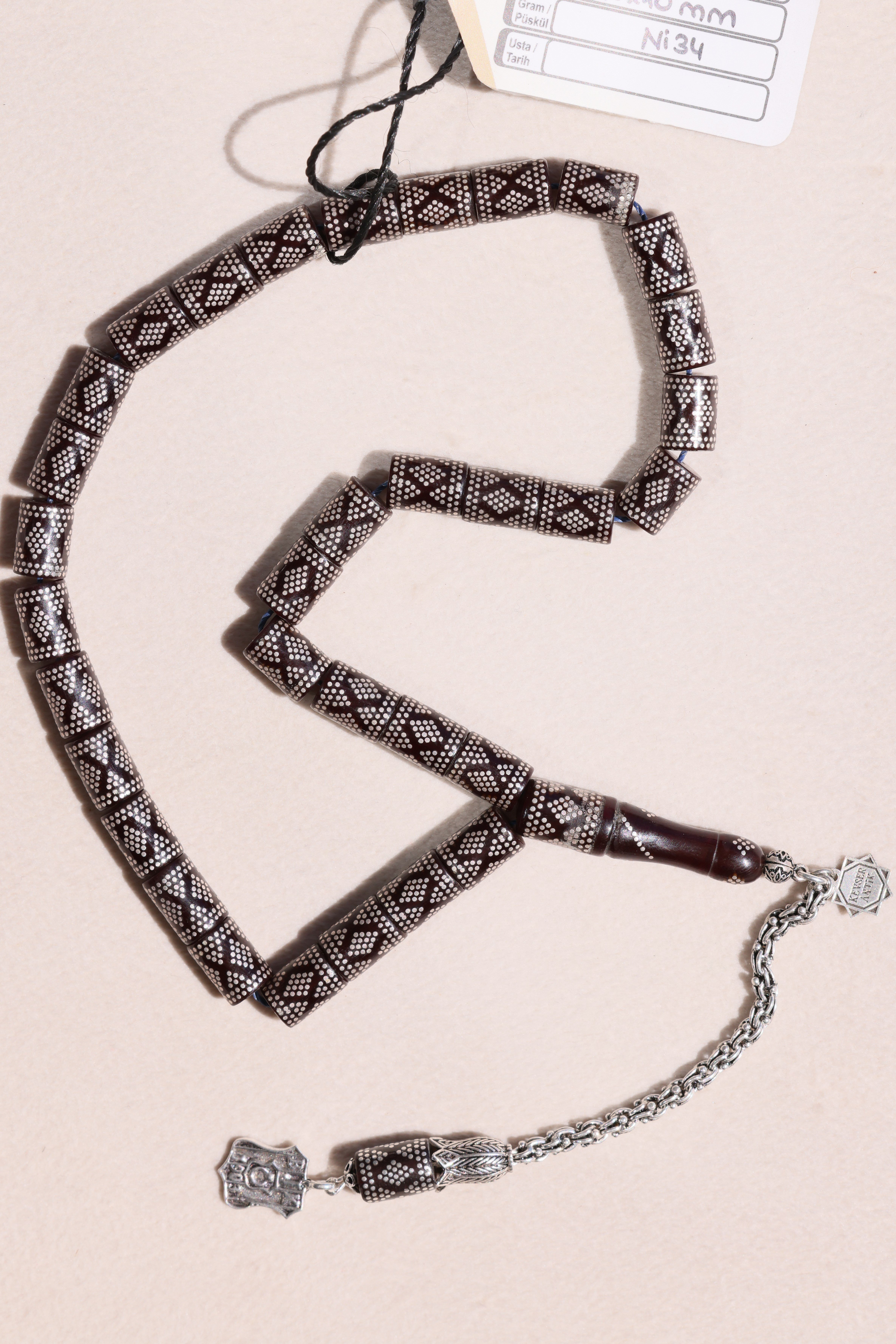 Efsane Full İşlemeli Ateş KehribarEfsane Full İşlemeli Ateş Kehribar - Kevser AntikErzurum Oltu Tesbihler