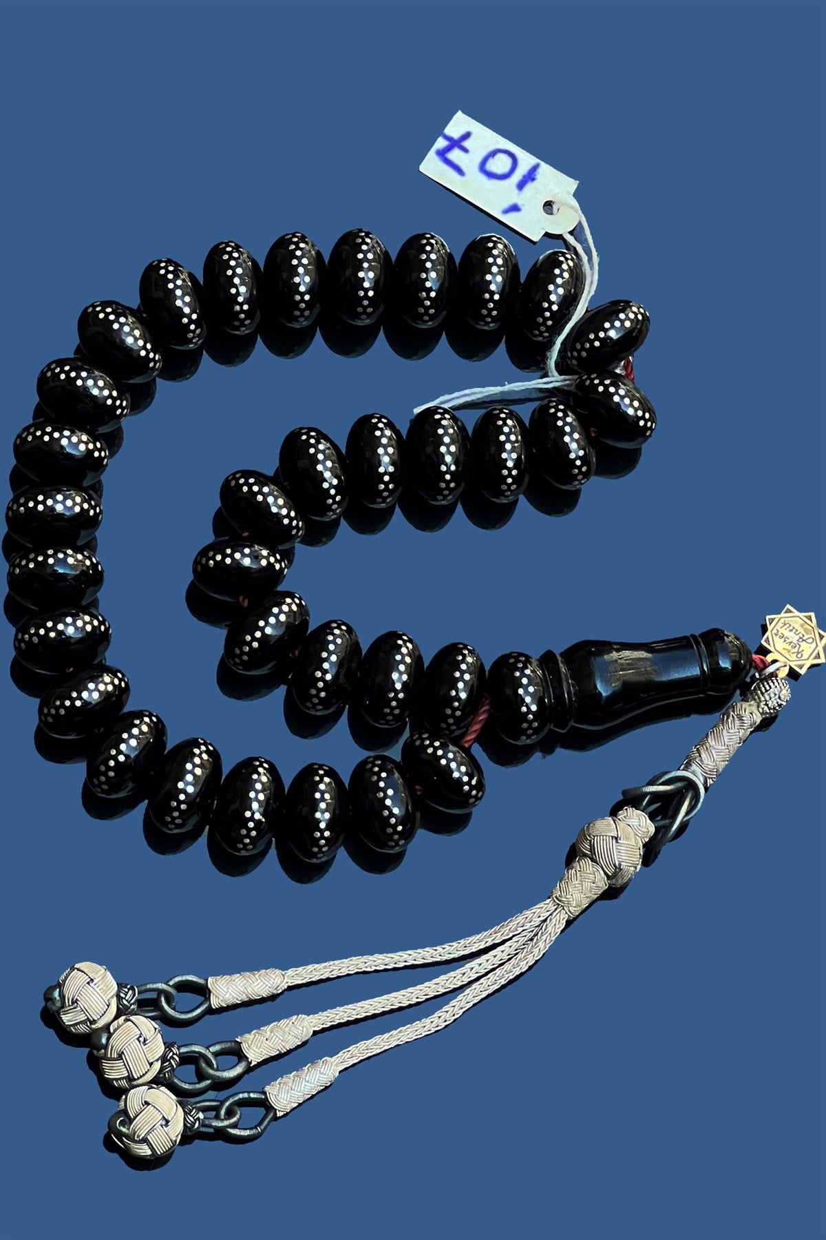 Gümüş İşlemeli Oltu TaşıGümüş İşlemeli Oltu Taşı - Kevser AntikGümüş İşlemeli Tesbihler