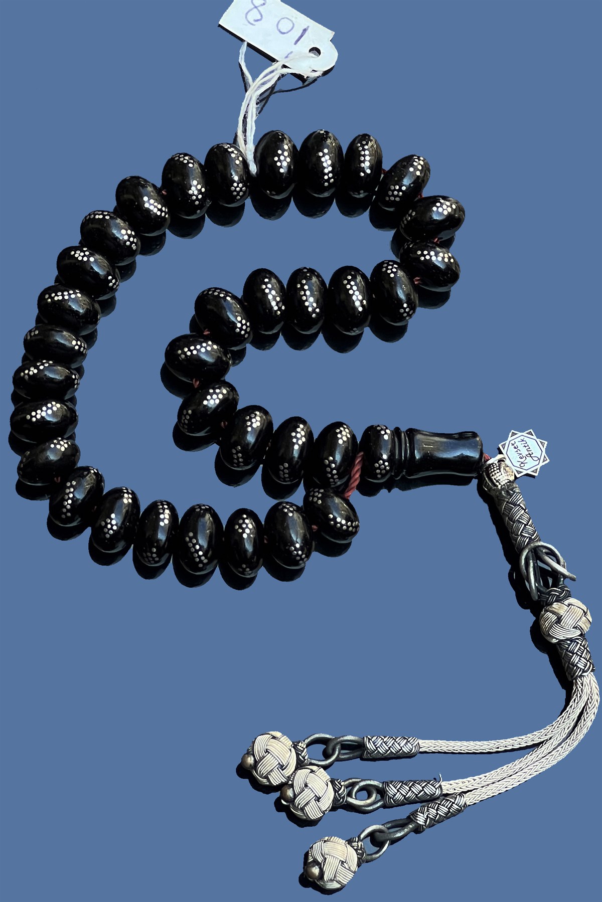 Gümüş İşlemeli Oltu TaşıGümüş İşlemeli Oltu Taşı - Kevser AntikGümüş İşlemeli Tesbihler