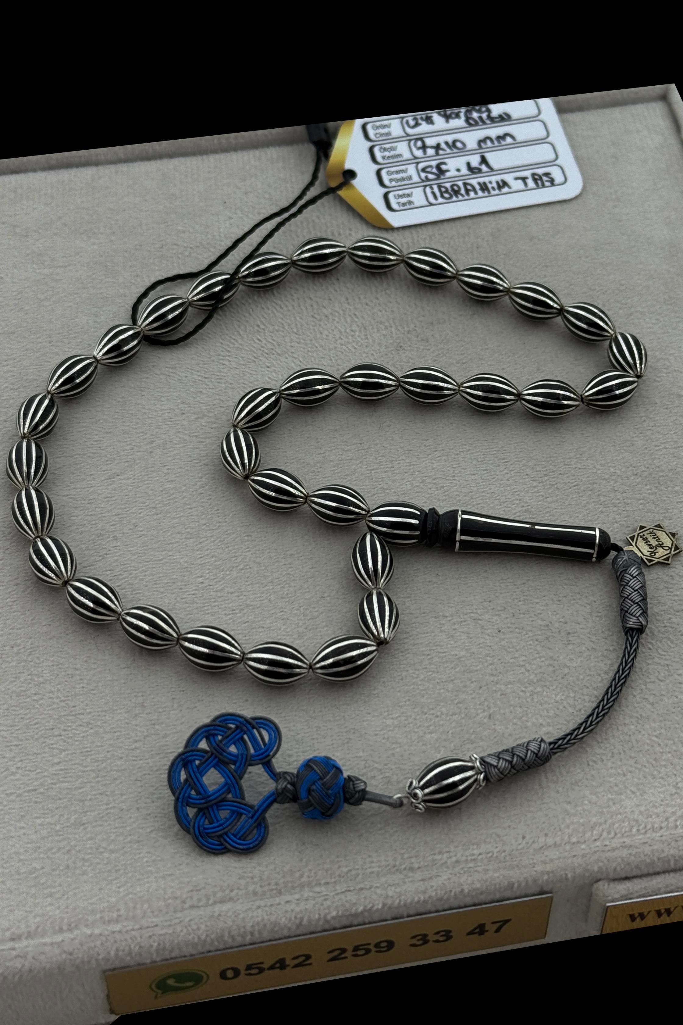 Koleksiyon Sahiplerinin Seçimi – Oltu TesbihKoleksiyon Sahiplerinin Seçimi – Oltu Tesbih - Kevser AntikErzurum Oltu Tesbihler