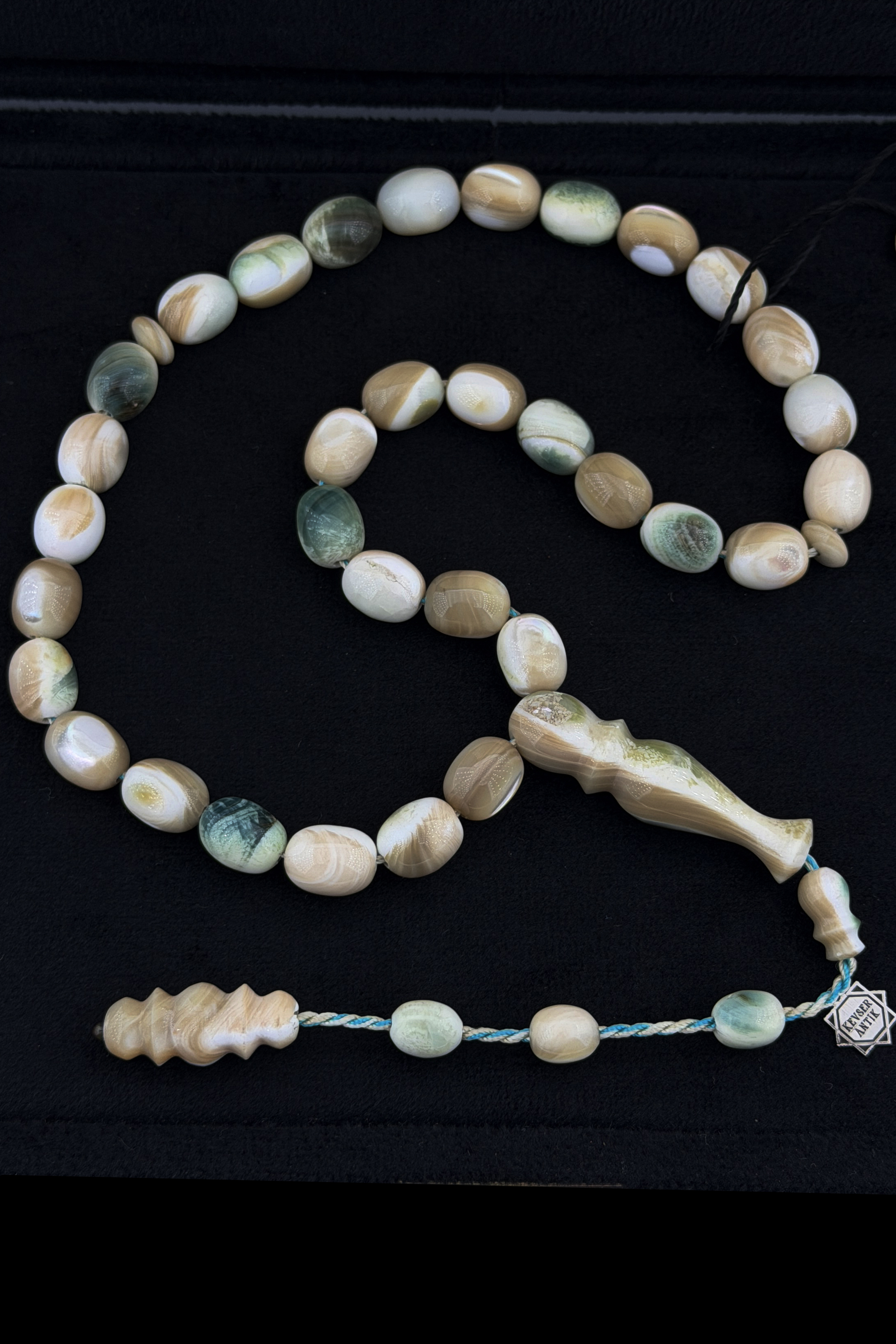 Deniz Salyangozu TesbihDeniz Salyangozu Tesbih - Kevser AntikÖZEL SERİ TESBİHLER