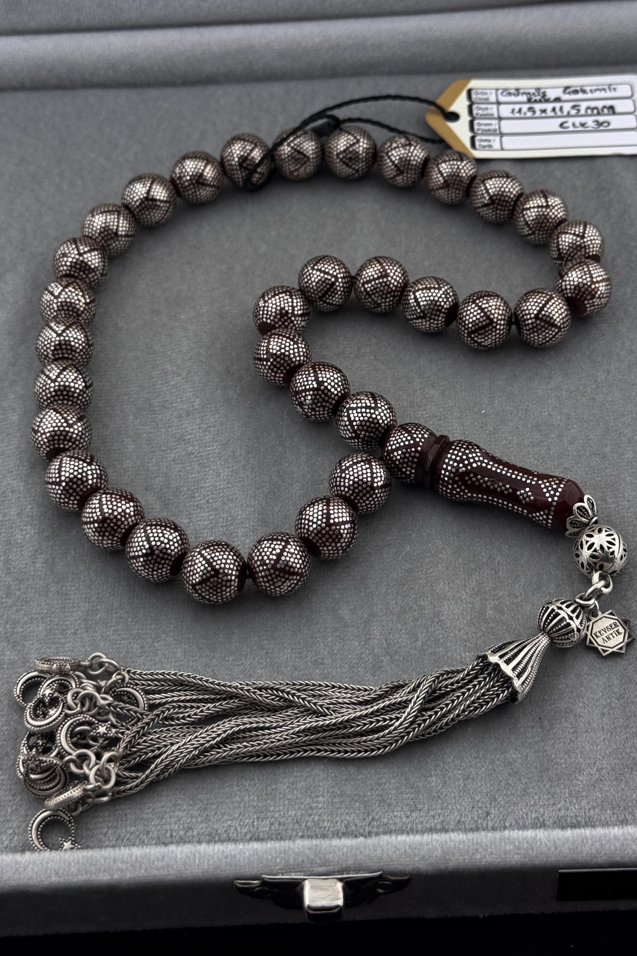 Dev Yoğun Çakımlı Full İşlemeli Kuka TesbihDev Yoğun Çakımlı Full İşlemeli Kuka Tesbih - Kevser AntikGümüş İşlemeli Tesbihler